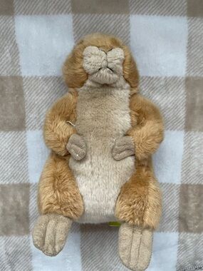Vintage Prairie Dog Plush Toy in Golden Brown and Cream 10 inches long EUC